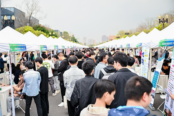 喜報(bào)！瑞方人力黨支部獲評(píng)“武侯區(qū)先進(jìn)基層黨組織”稱(chēng)號(hào) 第6張