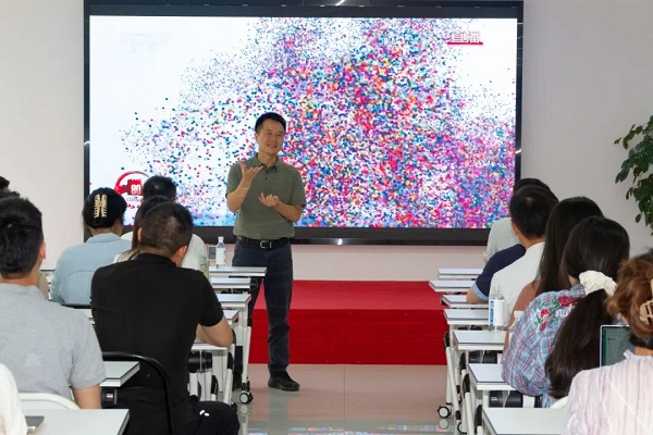 銘記歷史，砥礪前行——瑞方人力組織觀看九三閱兵儀式 第3張